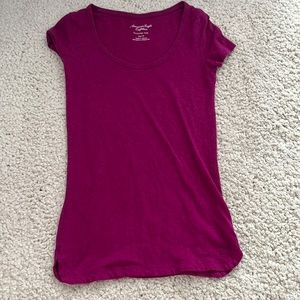 American Eagle Favorite Tee